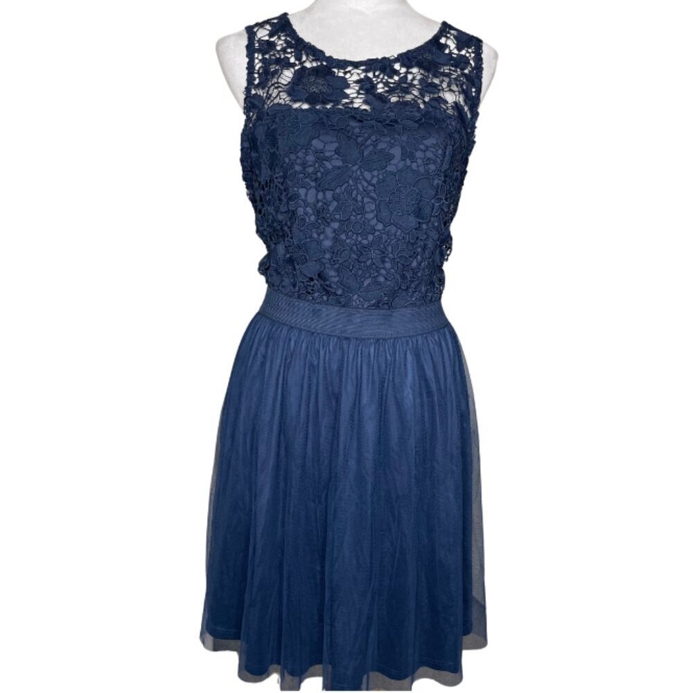 LC Lauren Conrad Navy Blue Lace Floral Embroidered Bodice Flowy Dress Sz Large - Picture 2 of 11